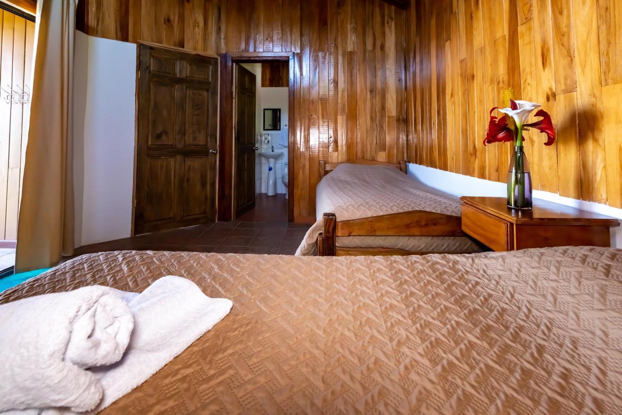 Cabinas Capulin & Farm Monteverde Buitenkant foto